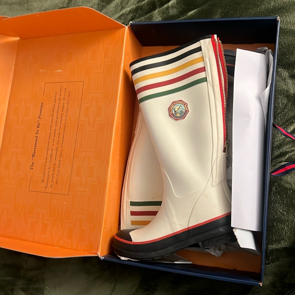 Pendleton White Rain Boots with Multicolor Stripes